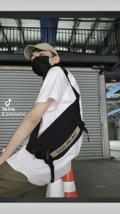 Túi đeo vai túi bao tử chống sốc thời trang nam nữ (dây đeo có thể điều chỉnh)