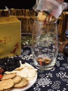 Local Ship Original 人参桑葚五宝茶玛卡枸杞茶男性花草茶男人五宝茶 补肾护肝 壮阳固精 Mens 5 Treasure Tea (Mens Long Lasting Health Tea)