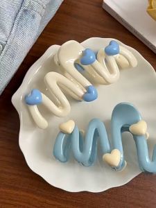 【 In Stock 】Korean Love Wave Sweet Beauty Hairpin with High Grade Sensation and Large Shark Clip Hair Accessories Klip Hiu Wanita 女款鲨鱼夹