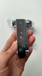 4pcs Roda Troli Panduan Pendukung Pintu Geser Sliding Bawah Lemari Meja PVC Caster Serbaguna