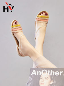 Summer New Plastic Sandals Womens Flat Heel Beach Hole Shoes Non-Slip Soft Bottom Mother Middle-Aged Crystal Gel Shoes Women