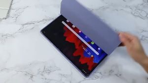 Perlindungan dan Fungsi yang Optimal dengan Case Flip Samsung Galaxy Tab