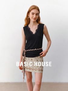 Basic House | Black Lace Trim Sleeveless V-Neck French Style Top