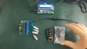 Universal Wireless Remote Control Auto Gate Garage Door Remote Gate Motor Remote RF Remote 4 Button Remote Control Learning Code Fixed Code Replacement Remote Battery Included