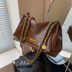 Womens Bag 2023 New Autumn and Winter Fancy Fashion Retro Shoulder Bag Large Capacity Work Clothing Crossbody Chain Bag