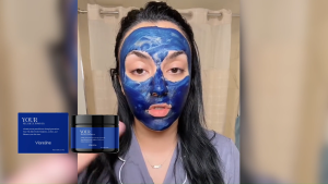 Viareline Nila Blue Powder 100G Alpha-Arbutin and Hydrolyzed Collagen Formula Helps Brighten and Even Skin Tone For All Skin Types Non-Greasy Quick Absorbing For Weekly Brightening Care Skincare Face Mask Powder