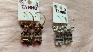 Gold / silver tone jhumka earrings with beads 1pair