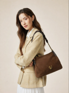 VALUNCICA EUROPHAM | Large Capacity Tote Bag