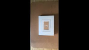 Hindetel | Family-oriented Hindetel 7.13 Inch Color E-ink Picture WiFi Digital Picture Mount Wooden Frame for Family Gift Remote Update
