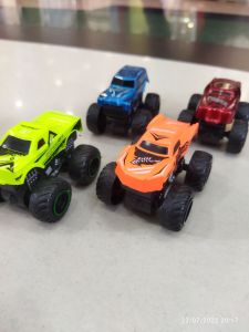 (BISA COD) PROMO MURAHMainan Anak Die Cast Mobil Hotwheel 1Set 4 Pcs / Mainan Anak Mobil Mobilan / Mainan laki laki-laki