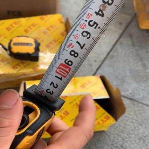 Thước đothước Cuộn Thép Thước Kéo Thước Rút Bằng Thép Carbon Phủ NILON chống rỉ  Loại Dài 5m và 7.5m