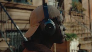 EarFun Wave Pro Wireless Bluetooth Headphones with LDAC Codec High-Res Certified & Hybrid Active Noise Cancellation