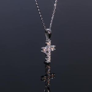 A 925 Sterling Silver Moissanite Cross Necklace That Is Fashionable Trendy Elegant Gentle Fresh and Sweet.