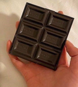 1PC Creative Chocolate Shaped Foldable Mirror Cute Personal Decor Lightweight Pocket Portable Compact Makeup Mirror