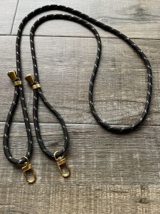 Qishuo Original Design INS สไตล์ปรับ Crossbody ผู้ถือโทรศัพท์สร้อยคอสําหรับบุรุษและสตรีแฟชั่น Handy STRAP