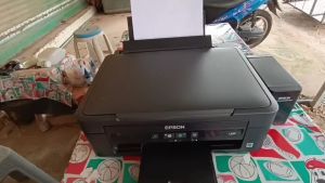 ปริ้นเตอร์ EPSON L220 + INK TANK ของมือ 2 สภาพเครื่อง 95 % หัวพิมพ์ใช้งานได้ 100% ทางร้านรับประกัน