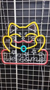 Welcome ขนาด 36 X 32 X 1.5cm ป้ายไฟนีออน หน้าร้าน ป้ายไฟตัวอักษร ตกแต่งหน้าร้าน สร้างความโดดเด่นให้ร้านคุณ