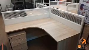 โต๊ะสำนักงาน 1-6 ที่นั่ง ทรงตัวแอล แถมตู้ลิ้นชักทุกชุด สีเมเปิ้ลและสีวอนัท ราคาไม่รวมค่าติดตั้ง