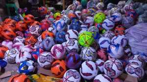 PROMO BOLA MURAH / BOLA SEPAK / SIZE 5 / RANDOM