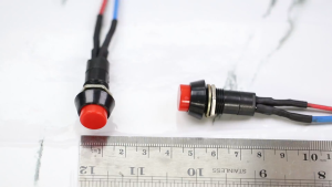 PNP Saklar Push ON OFF Merah Tombol Switch Model Bulat + Kabel