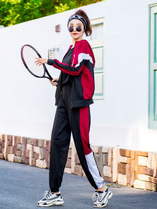 Women's Fitness Yoga Set: Loose Running Sportswear & Quick Dry Professional Yoga Clothes