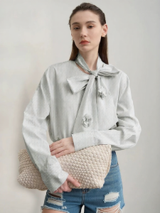 AMII | Minimalist Cotton Striped Loose Mid-length Half-neck With Flower Collar Shirt