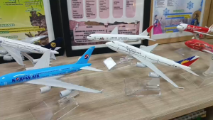 Trendsph limited edition Airlines Diecast Model Aircraft Metal Alloy Airplane Miniatures 5.5 inches