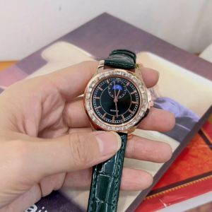 Jam Tangan Wanita Kecil Sabuk Mewah Ringan Tahan Air Quartz Watches