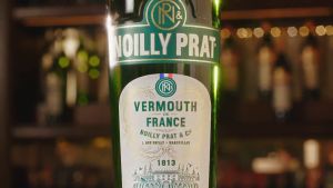 Noilly Prat Original Dry Vermouth - 1L / 100cl 18% ABV - Fortified Wine Cocktail Mixer
