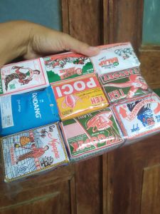 teh solo wedangan racikan 9 macam teh (balap tjatoet djenggot balap motor poci gopek sintren dandang nyapu) racikan khas solo