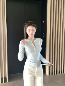 Slim Fit Long Sleeve Knitted T-Shirt AshySnow Early Spring Henry Collar Waist Cinching Blue White Half Open Style for Women