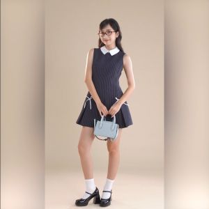 Bộ hộp quà YUUMY (Túi đeo chéo nữ YUUMY YN238 + Hộp quà YHQ3T + Túi giấy YTG3T + Túi rút BVR3838 + Thiệp cảm ơn YBT1)