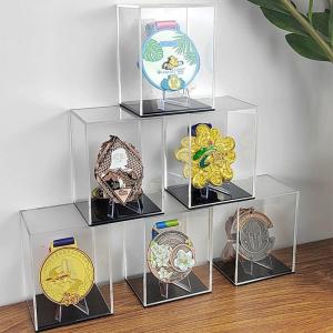 Acrylic Award Medal Storage Box Transparent Display Case against Dust And Oxidation for Outdoor Marathon Competitions