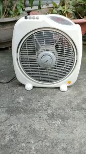 Quạt bàn đảo Senko BD1012 (mã cũ BD860) công suất 40W tính năng ngã tự ngắt điện - Hàng chính hãng