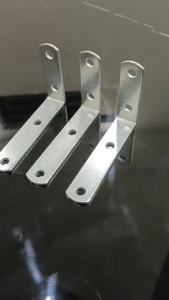 Ke Góc Vuông Sắt (5x8x1.5 cm) - Gia Cố Nội Thất (Dày 2mm) - Lắp Đặt Giá Kệ Tủ Bền Chắc (35g)