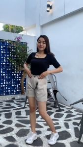 Celana Hotpan Kualitas Tinggi: Desain Nyaman & Elegan