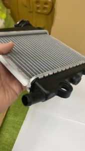 Két tản nhiệt xe NMAX