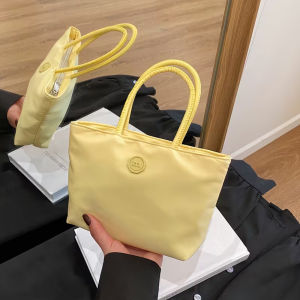Túi Xách Mini Nữ Phong Cách Nhật Bản Tối Giản Chất Liệu Nylon Dễ Thương Tiện Dụng Kiểu Đeo Tay Thích Hợp Đi Làm Đi Chơi Có Lớp Lót Polyester