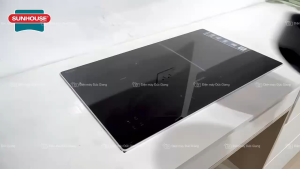BẾP ĐÔI ĐIỆN TỪ SUNHOUSE 2 VÙNG NẤU CÔNG SUẤT TỔNG 4000W SHB81022 CÔNG NGHỆ INVERTER TIẾT KIỆM ĐIỆN