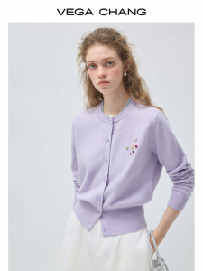 VEGA CHANG | Áo Sweater Len Cổ Tròn Màu Tím Đầu Thu