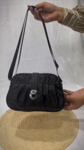 Slingbags Wanita Rere Tas Selempang Murah Import OOTD 2024