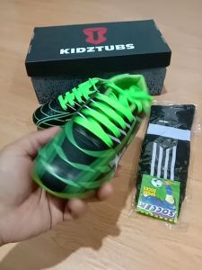 KIDZTUBS Sepatu Bola Anak Paket Komplit Sepatu Bola Tas Skin Deker Kaos Kaki Usia 6-10 Tahun Size 28 29 30 31 32 33 34 35 36 37 KDZ1808011425