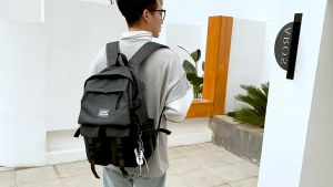 Men Fashion Large Capacity Backpack Waterproof Travel Bag