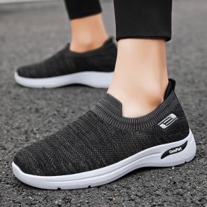 Elderly Womens Slip-On Walking Shoes Lightweight Non-Slip Casual Fashion Mid-Air Mesh Breathable round Toe Comfortable Gel