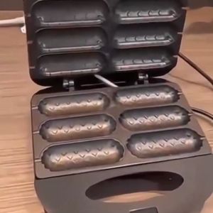 【จัดส่งจากกรุงเทพ】เครื่องทำวาฟเฟิล ครื่องทำขนม เครื่องทำวาฟเฟิลไส้กรอก วาฟเฟิลฮอทด้อก ถาดพิมพ์เคลือบสารกันติดทำขนมได้ 6 ชิ้น/ครั้ง ใช้งานง่าย กะทัดรัด เคลื่อนย้ายสะดวก เช็ด/ล้าง ทำความสะอาดง่าย เครื่องทำวาฟเฟิล กำลังไฟ 750W เคลือบเทปลอน Non-Stick