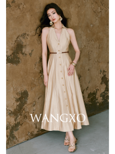 WANGXO | Blend Comfortable Textured V-Neck Metal Button Waist-Tightening Flared Dress