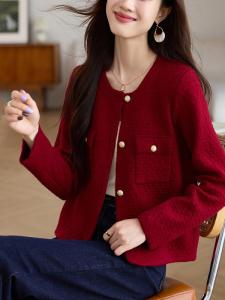 Unique Beautiful Early Autumn Red Knitted Short Coat Womens Fashionable 2025 New Style Small Fragrance Wind Outerwear