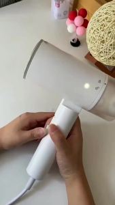 Handheld Garment Steamer for Home Use Foldable Portable Steam Brush for Business Trips and Travel Clothes Ironing hine Electric Iron