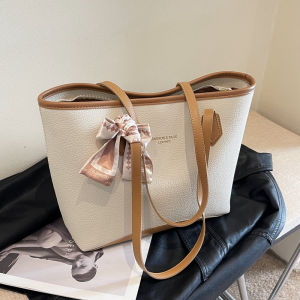 Fancy Fashion Large Capacity Bag 2024 New Arrival Popular All-Matching Layered Shoulder Compartment Commuter Bag Tote Bag