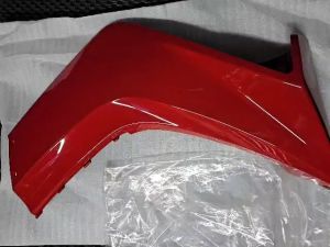 Cánh bửng màu đỏ cờ  Exciter 135 2005-2010 hàng zin chính hãng yamaha Vĩnh Phúc Cho AE Dọn Xe bị té bể tông đụng đủ các